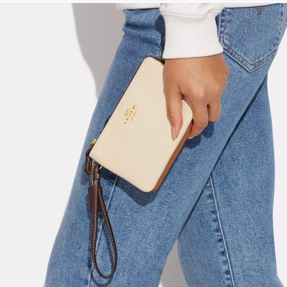 NWT COACH DOUBLE Corner Zip Wristlet In Signature "C" Dark Brown Gold Accents - Picture 14 of 14